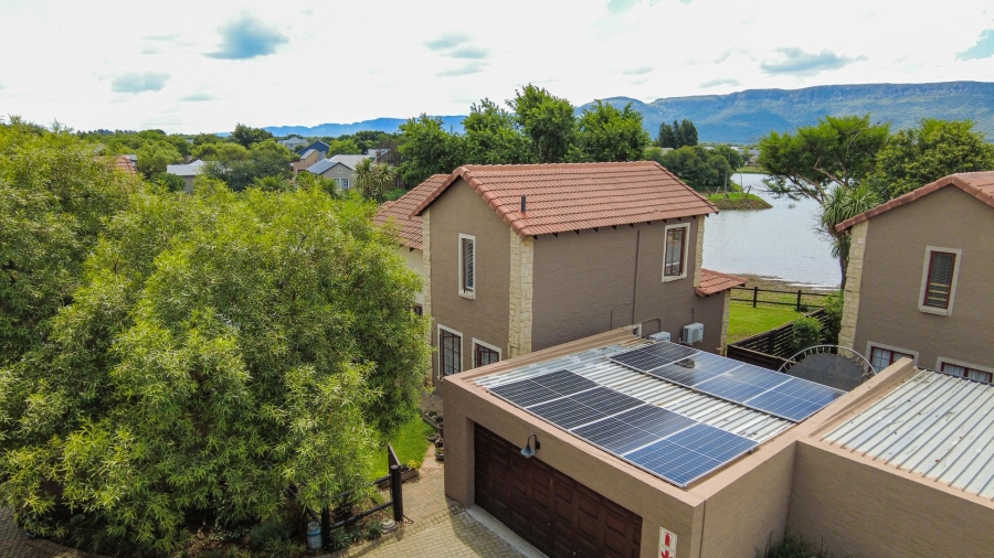 3 Bedroom Property for Sale in The Coves North West